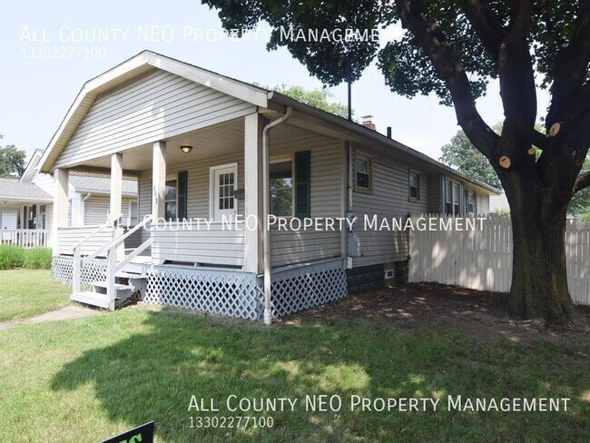 Foto del edificio - 643 E Archwood Ave