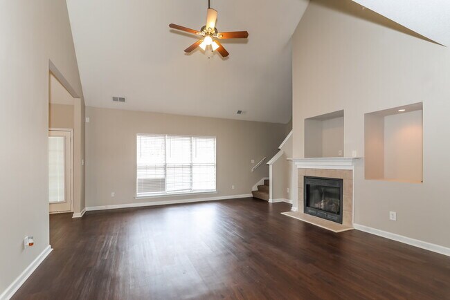 Foto del edificio - 10222 Green Moss Dr N