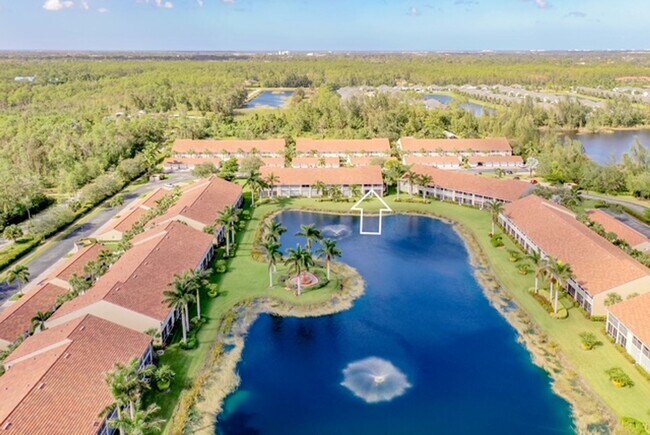 Foto del edificio - Spectacular Lake View 3-Bedroom\2 Bath Con...