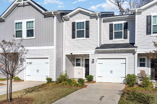 Building Photo - 490 Tayberry Ln