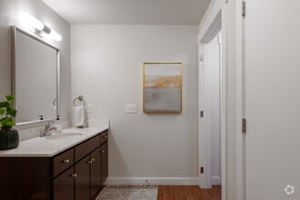 1BR, 1BA - 743SF - Bathroom - Burnet Flats
