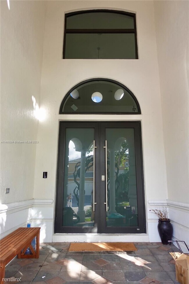 Building Photo - 5 br, 3 bath House - 20431 SW 87th Ct