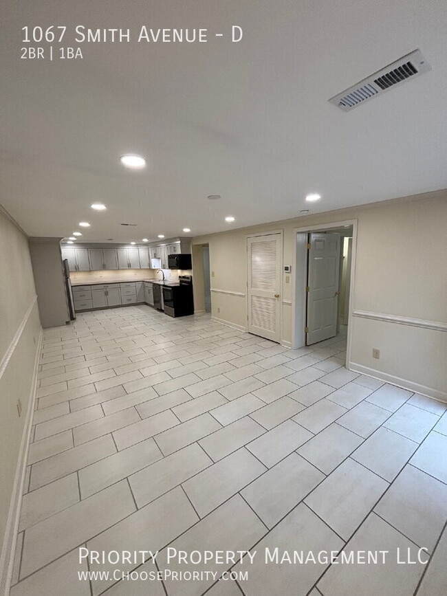 Foto del edificio - 1067 Smith Ave