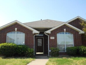 Building Photo - 7701 Tidewater Dr