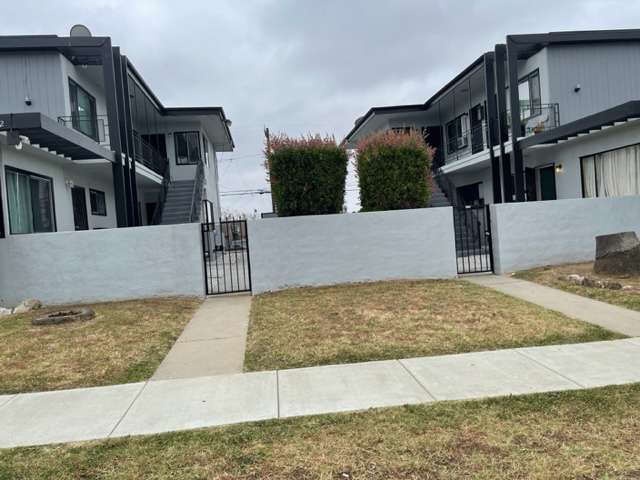 Picture of property - 2312 W Imperial Hwy