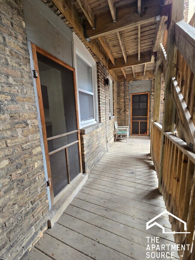 Foto del edificio - 7757 N Sheridan Rd