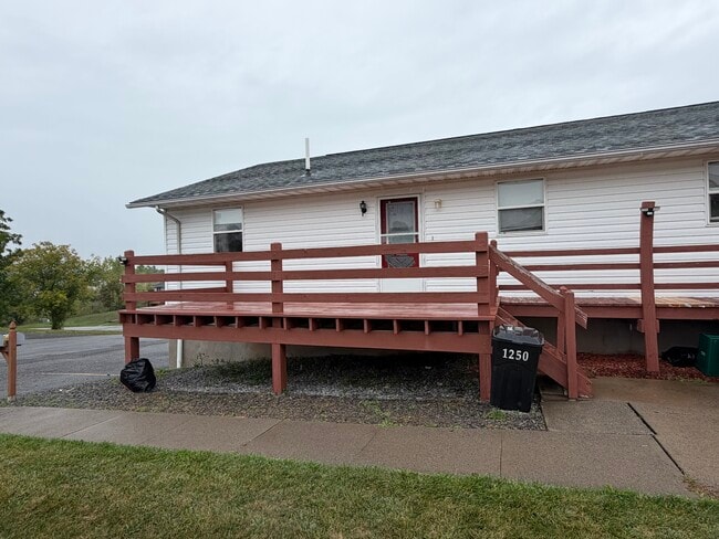 Building Photo - 1250 Galavotti Pl