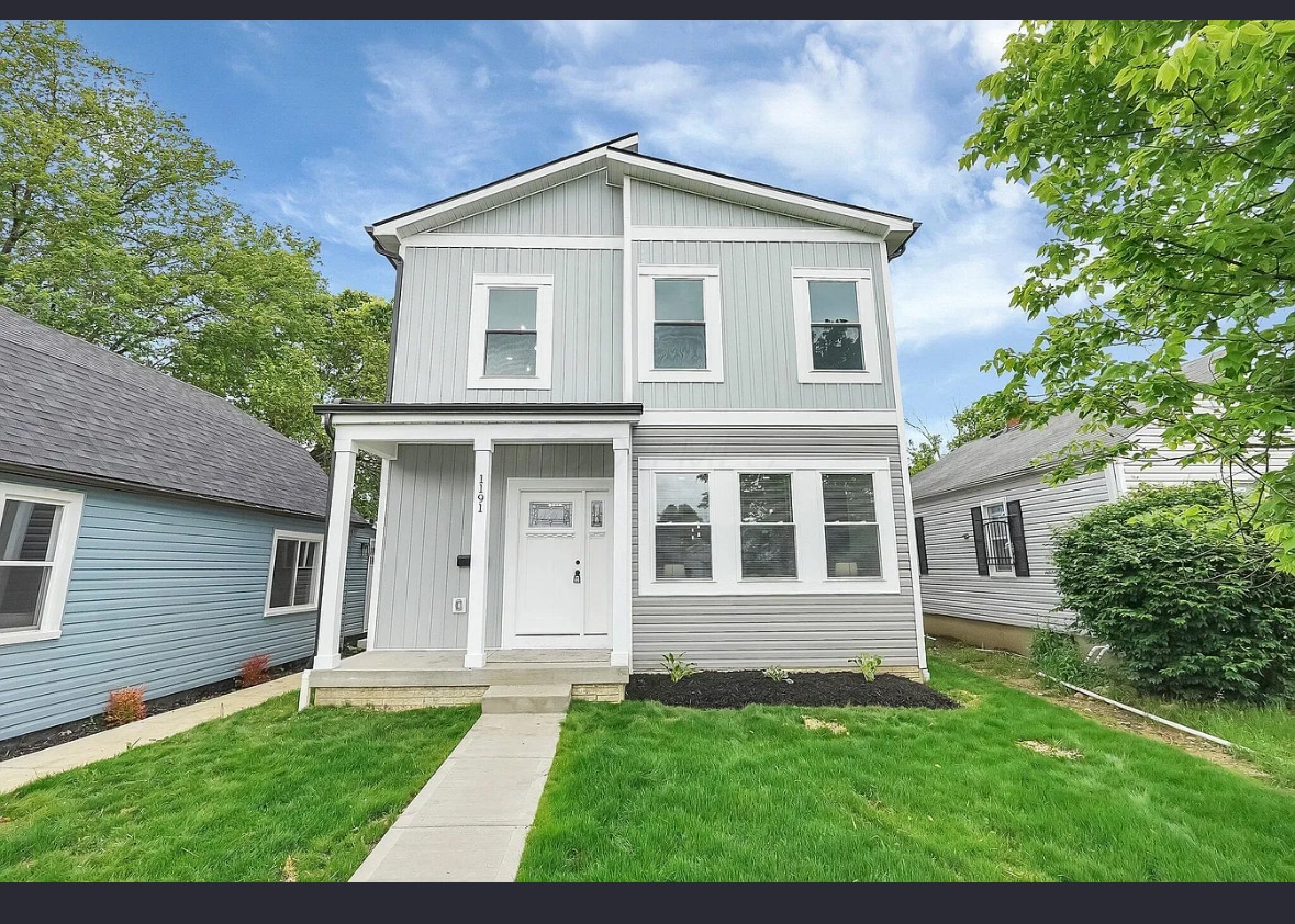 Primary Photo - 1191 Seymour Ave