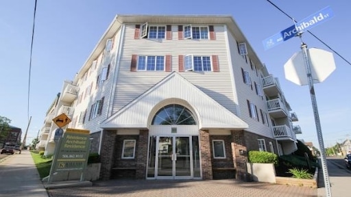 Building Photo - 101 Archibald Place