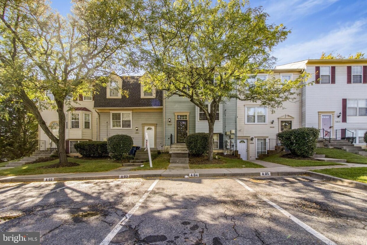 7206 Lost Spring Ct, Lanham, MD 20706 Townhome Rentals in Lanham MD