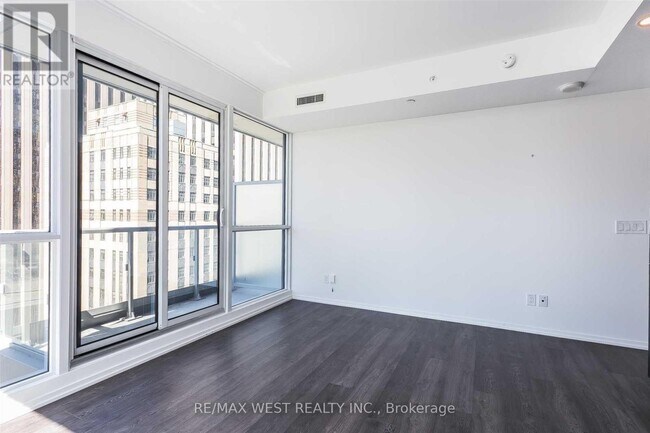 Building Photo - 70 Temperance St