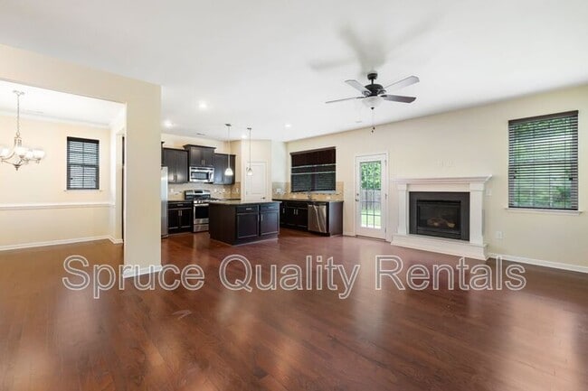 Building Photo - 405 Cottonseed Way