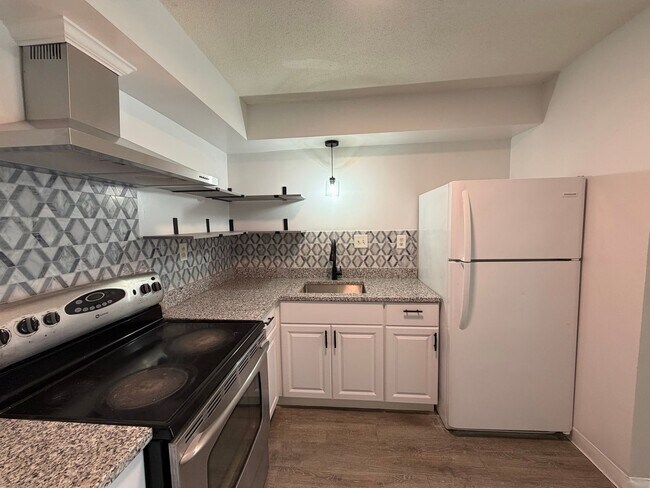 Foto del edificio - 158-162-162 Water St