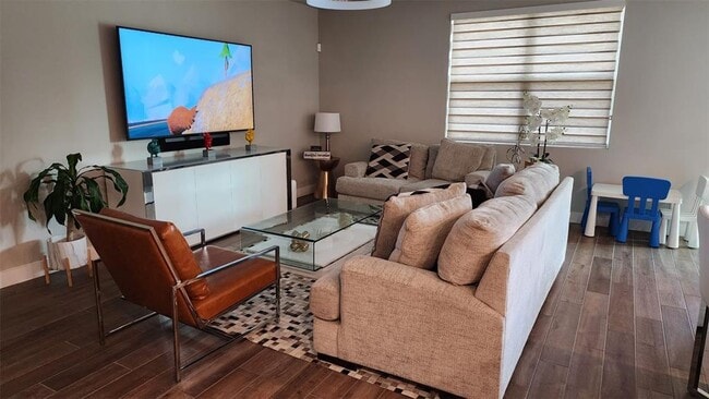 Foto del edificio - 17301 Back Bay Ct