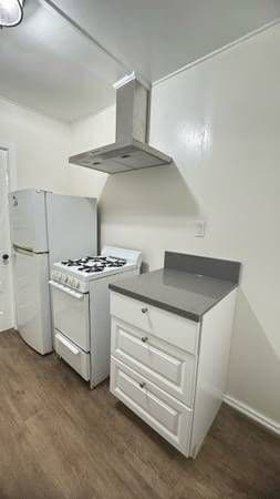 Building Photo - 1016 Brent Ave