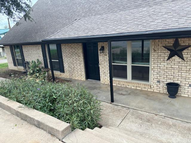 Primary Photo - 309 N Fairview St