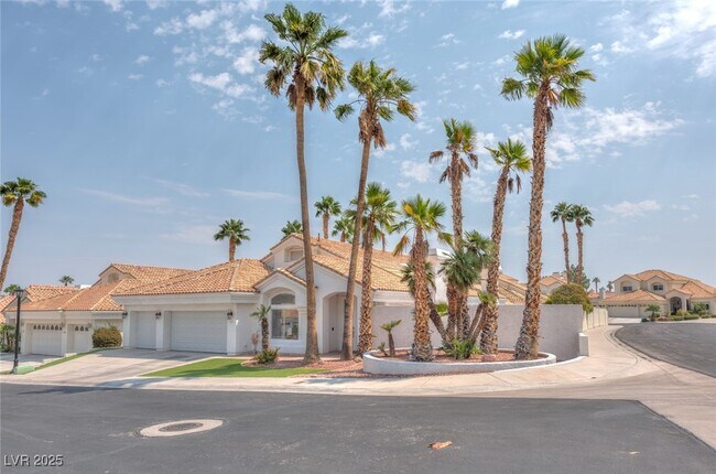 Foto del edificio - 8129 Pacific Cove Dr