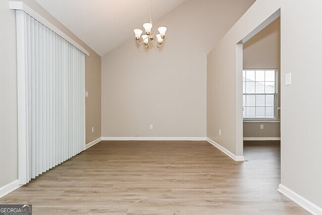 Building Photo - 103 Eagle Way