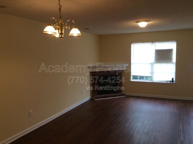Foto del edificio - 890 Hwy 42 S