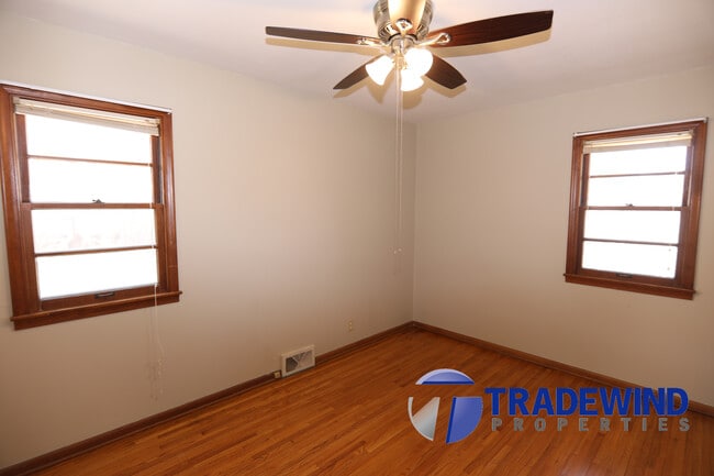 Foto del edificio - 8340 15th Ave S