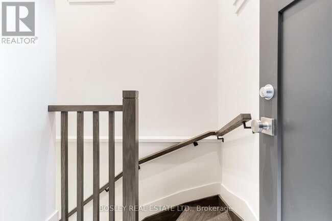 Building Photo - 325 Brunswick Ave