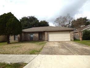 Building Photo - 1242 Park Ln