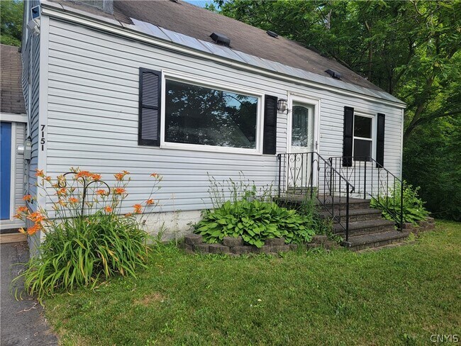 Building Photo - 7151 Morgan Rd