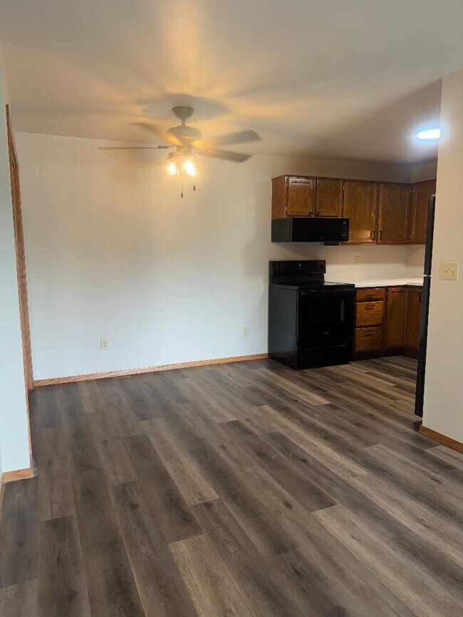 Foto del edificio - W2649 Barney Ct