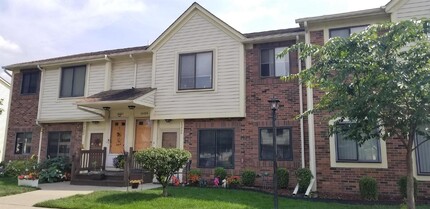 Building Photo - 15806 Orchard Ln