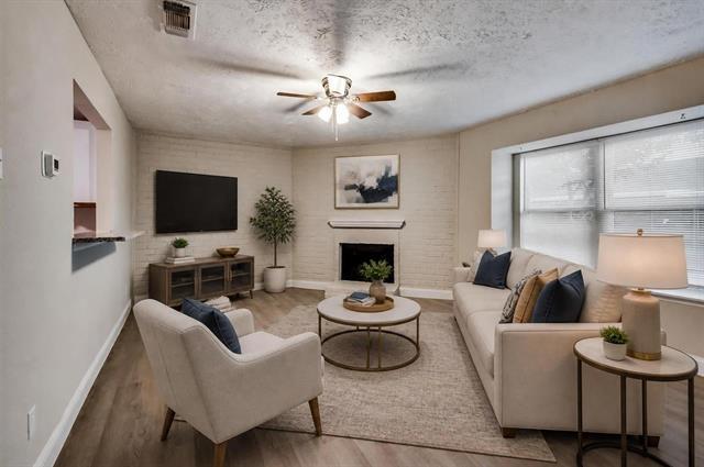 Foto del edificio - 30 W Mountain Creek Dr