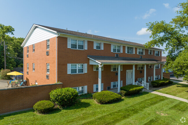 Building Photo - Centerville Arms