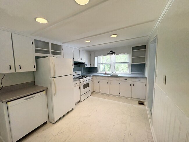 Foto del edificio - 4579 Spring St