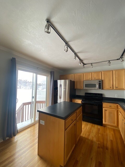 Foto del edificio - 354 E Braidhill Dr