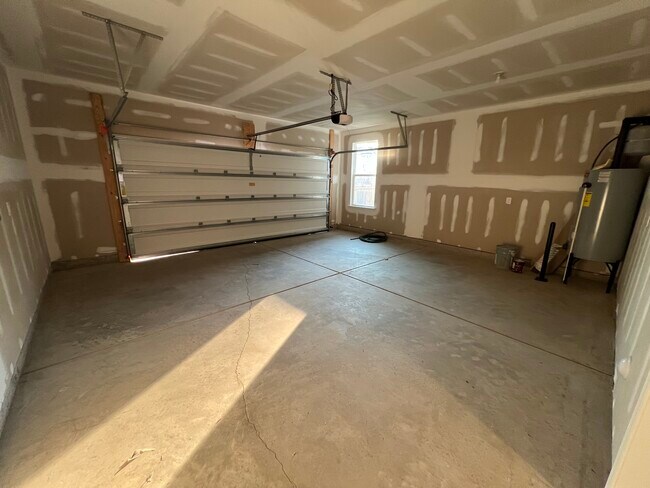 Foto del edificio - 375 Chesapeake Cmns St