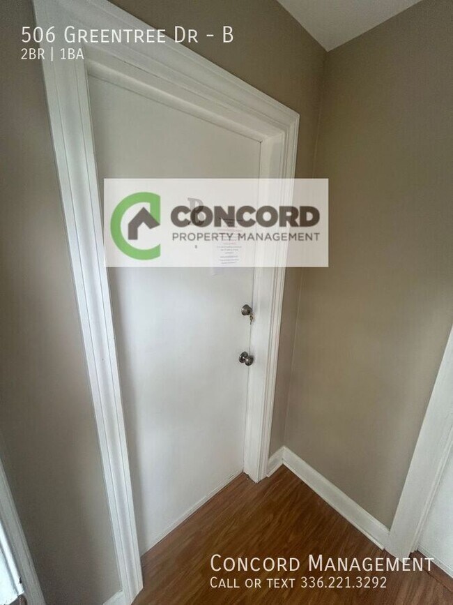 Photo - 506 Greentree Dr Apartment