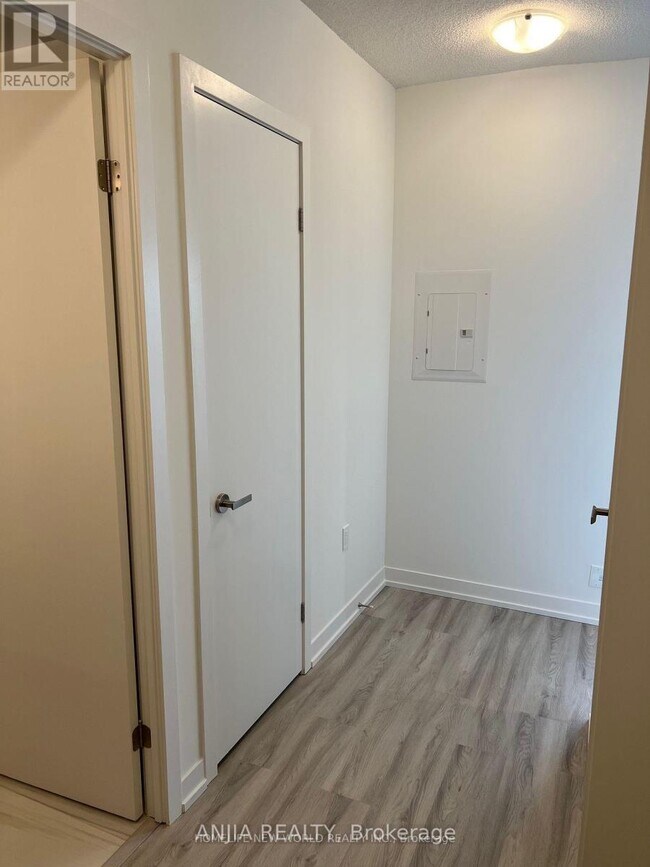 Photo du bâtiment - 55 Cooper St