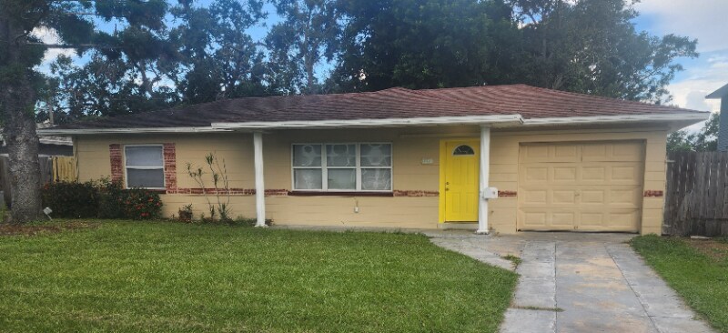 Foto principal - 3260 52nd Way N