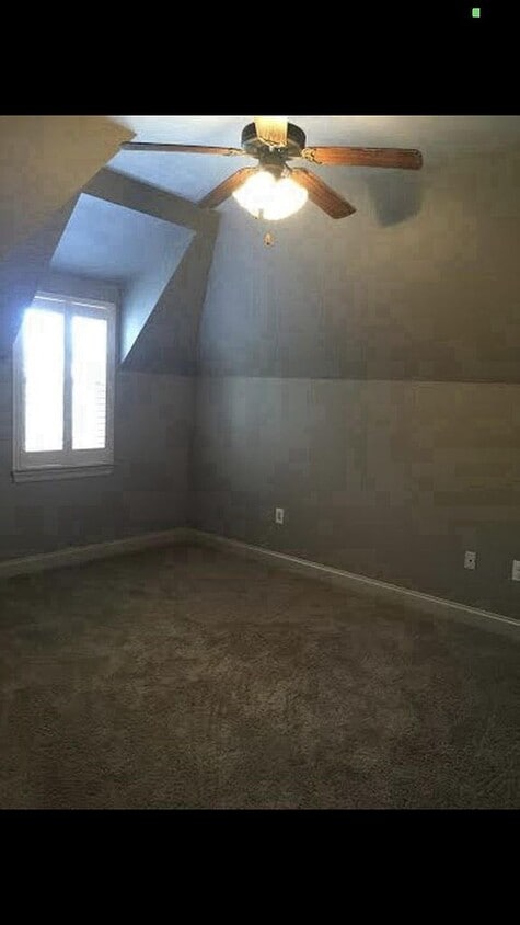 Building Photo - 14302 Wilson Way Dr