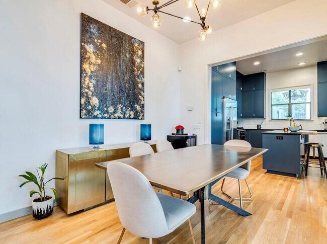 Foto del edificio - 1502 Barton Hills Dr