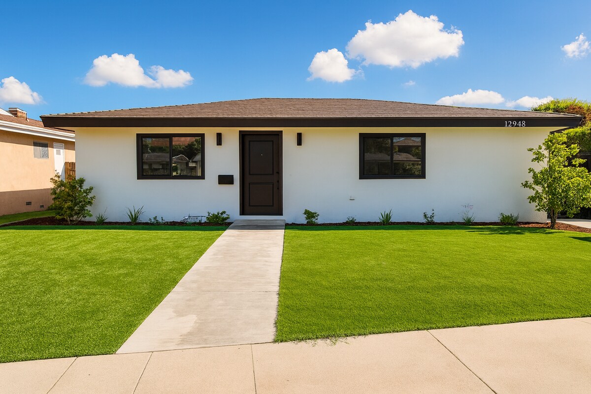 Foto principal - 12948 Lull St