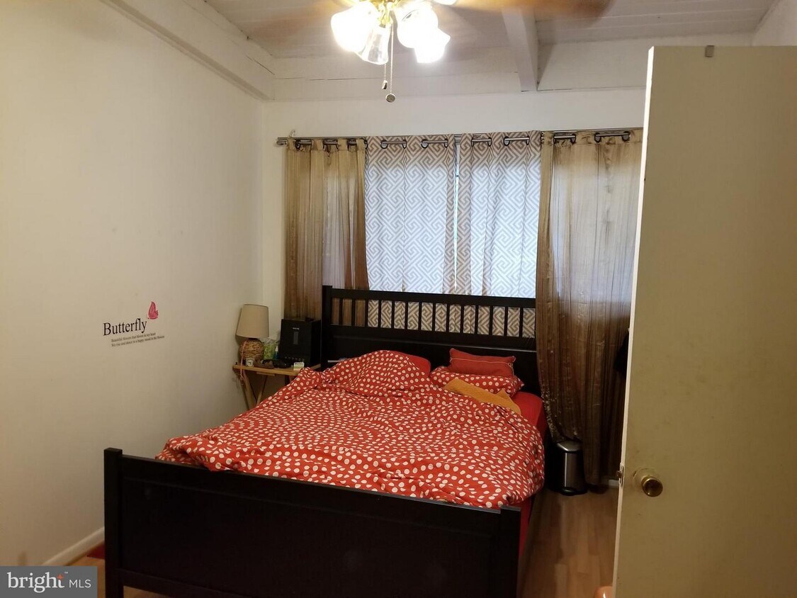 4209J Americana Dr Unit 204, Annandale, VA 22003 Condo for Rent in