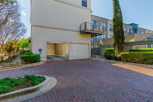 Foto principal - 4414 Cedar Springs Rd
