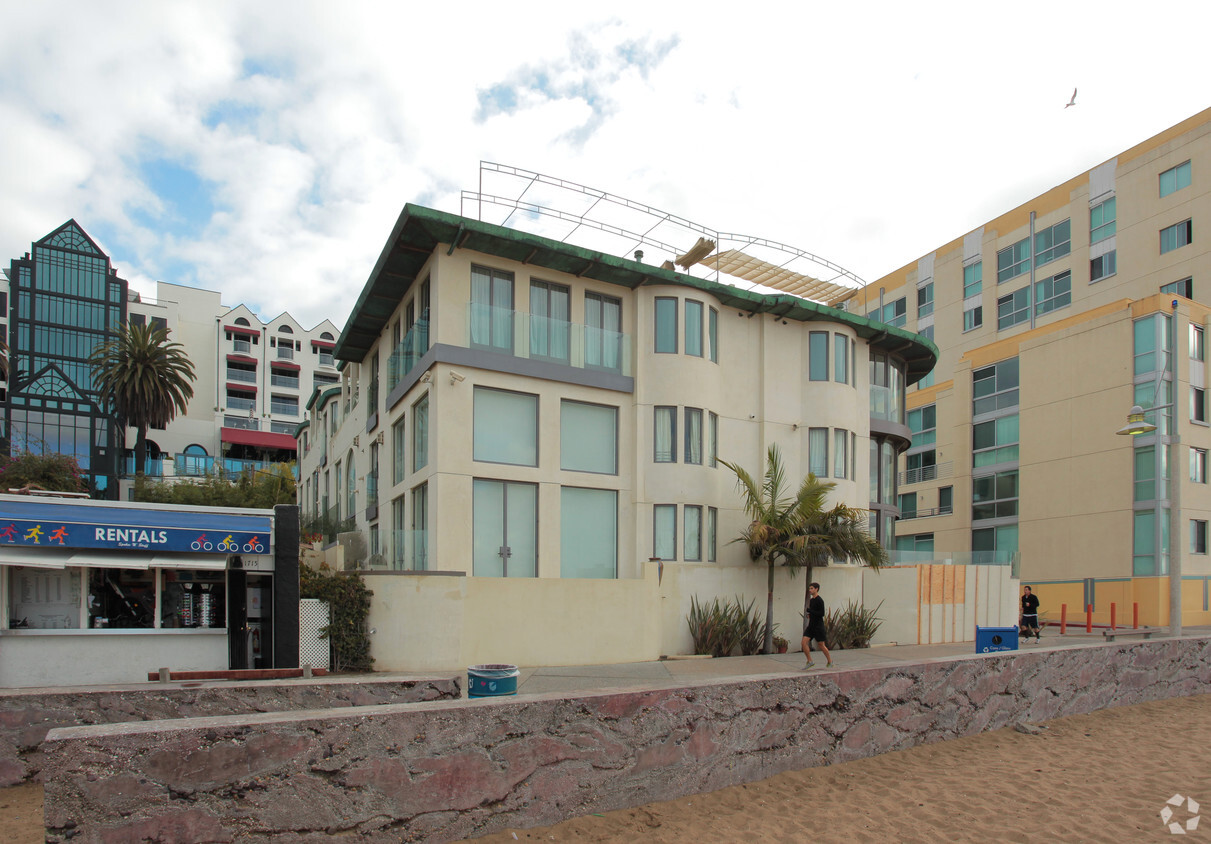 Primary Photo - Marine Terrace Apartments