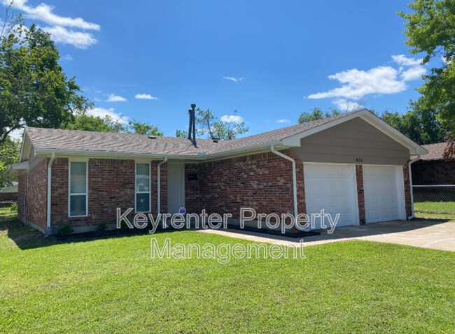 Photo - 400 NW 84th St House