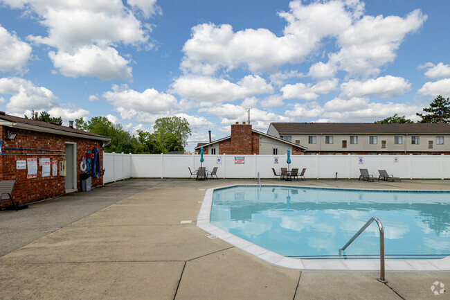 Piscina comunitaria - Coppertree Townhomes