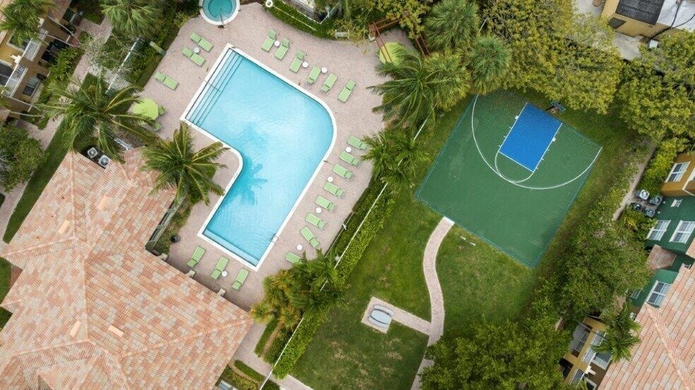 Foto principal - Delray Bay Apartments