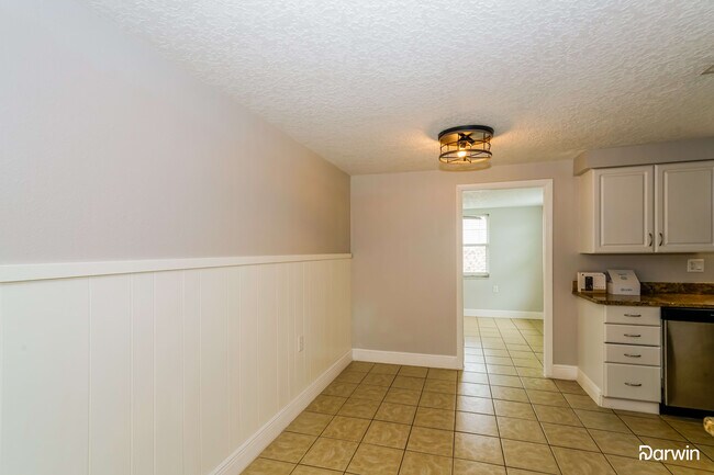 Building Photo - 1539 Plum Tree Rd, Holiday, FL 34690