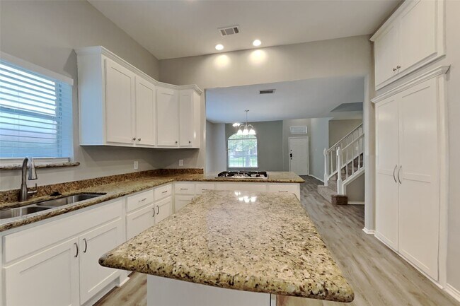 Foto del edificio - 16819 Kettle Creek Dr