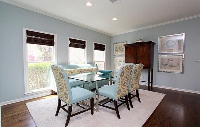 Building Photo - 8245 Majors Glen Ct