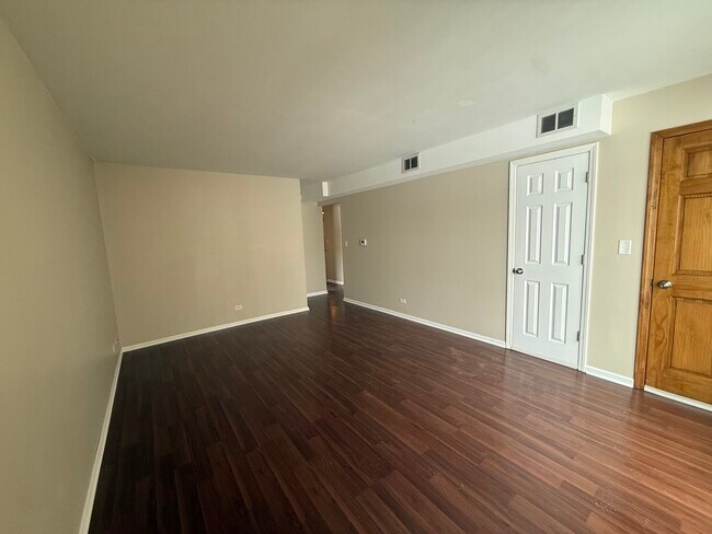 Foto del edificio - 109 Central Ave